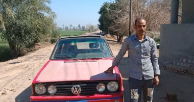 عربية ملاكى بدون مصاريف شهرية.. شاب يحول سيارته الـ128 للطاقة الشمسية "فيديو"