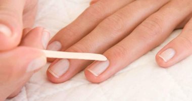 Tips to care for nails while cleaning and cutting them.. "Avoid cutting while they are dry"