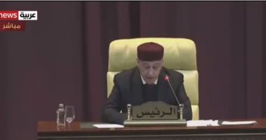 عقيلة صالح رئيس البرلمان الليبي يقدم أوراق ترشحه لانتخابات الرئاسة الليبية