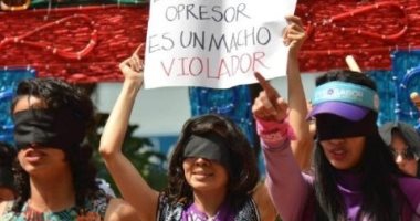 مظاهرات فى الإكوادور تطالب بمواجهة العنف فى اليوم العالمى للمرأة