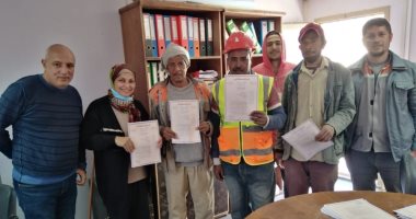 تسليم 114 بوليصة تأمين للعمالة غير المنتظمة بجنوب سيناء