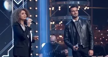 سمر يسري تغني "لولا الملامة" مع محمد الشرنوبي في "يوم ليك"
