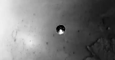 وكالة ناسا تكشف عن مشاهد من كاميرا المستكشف خلال هبوطه على المريخ.. صور