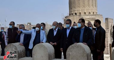 رئيس الوزراء: ملتزمون بالحفاظ على كافة مناطق القاهرة التاريخية 