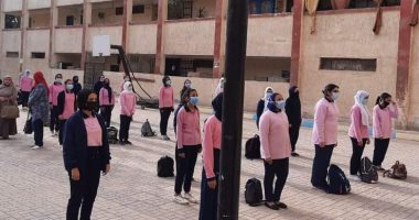 تعليم القاهرة: تكثيف المتابعات للتأكد من تطبيق إجراءات التباعد فى المدارس