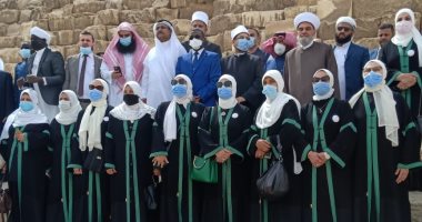 أكثر من 120 شخصية إسلامية من 40 دولة تزور منطقة الأهرامات.. صور