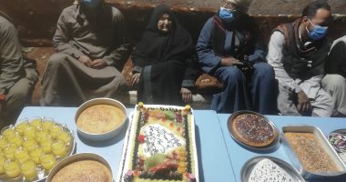فيديو.. العمة زينب زيدان أكبر معمرة بالوادى الجديد عمرها 107 أعوام