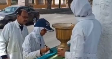 مبادرة لتجميل كورنيش النيل بأسيوط وطالبات المدارس يشاركن.. فيديو