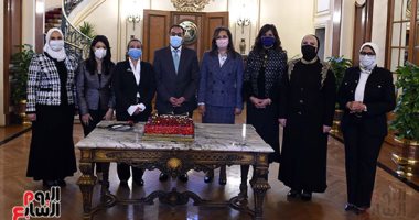 مجلس الوزراء يحتفل بـ"الوزيرات" بمناسبة يوم المرأة المصرية  