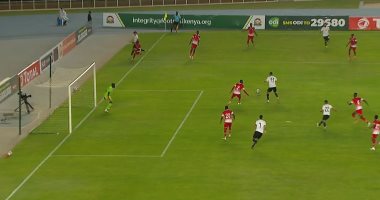 منتخب مصر ينجو من لدغات كينيا ويتقدم 1 / 0 فى الشوط الأول