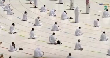 غدا.. تطبيق إجراءات التباعد بين المصلين فى المسجدين الحرام والنبوى