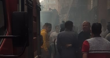 السيطرة على حريق فى شقة سكنية بشارع الصنايع وسط مدينة الأقصر.. صور
