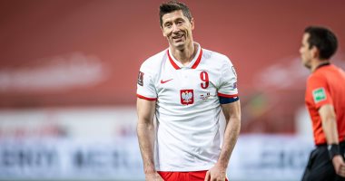 16 هدفا في آخر 10 مباريات.. ليفاندوفسكي المتألق لا يتوقف عن التهديف
