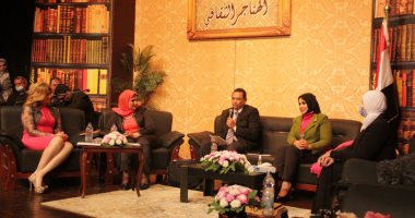 مشاركون بـ"ملتقى الهناجر": القيادة المصرية وضعت ملف تمكين المرأة ضمن أولوياتها