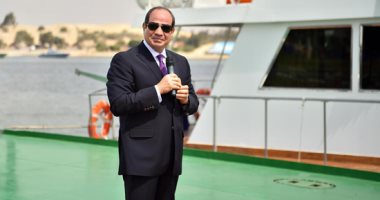 الرئيس السيسى: قناة السويس قوية وباقية ومرور كل السفن العالقة خلال 3 أيام