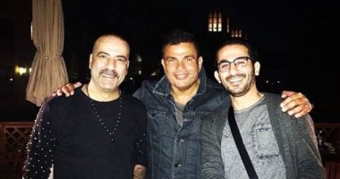 محمد سعد فى صورة مع عمرو دياب وأحمد حلمى: أصدقاء العمر