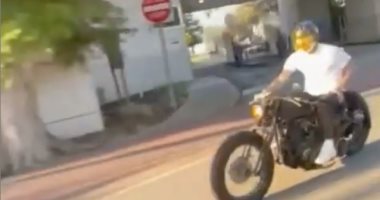 ديفيد بيكهام سائق دراجات نارية فى شوارع ميامي الأمريكية.. فيديو وصور