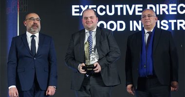 احتفالية bt100 تمنح شركة دولاتو جائزة أفضل مؤسسة صناعات غذائية ناشئة فى الابتكار