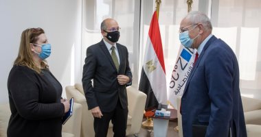 يحيى زكى يعرض فرص الاستثمار على سفير المجر الجديد فى مصر 