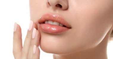 4 علاجات منزلية لإزالة الجلد الداكن حول فمك.. البطاطس والبصل الأبرز