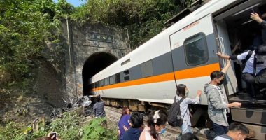 ارتفاع حصيلة ضحايا قطار تايوان إلى 48 قتيلا و 118 مصابا
