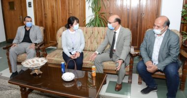 نائب رئيس جامعة أسيوط يستقبل مساعد مدير المؤسسة اليابانية بالقاهرة