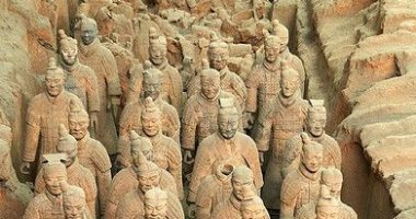 اكتشاف لوح حجري عمره نحو 250 عاما شمالي الصين