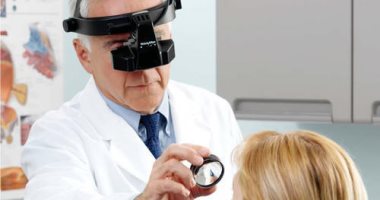 كيف يكشف اختبار منظار العين عن صحة بصرك؟
