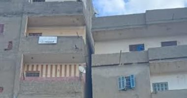 إخلاء عمارتين سكنيتين لوجود ميل بهما في قرية بسيدى سالم كفر الشيخ