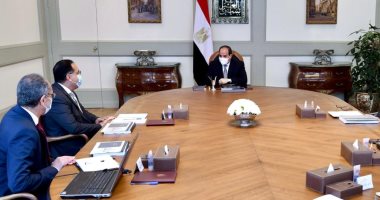 الرئيس السيسي يوجه بالإسراع فى جهود تنفيذ مبادرة "مصر الرقمية"