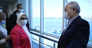 وزيرة الصحة تزور مستشفى إيزيس بالبياضية ووحدة الطود الصحية