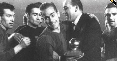 حكايات من دفتر أبطال الكرة الذهبية عالميا.. لويس سواريز أول لاعب إسبانى يتوج بالجائزة 