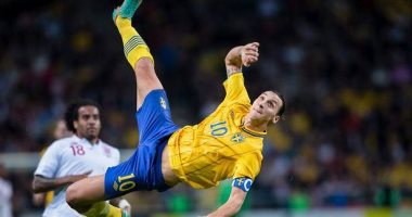 إبراهيموفيتش يعود لمنتخب السويد أمام إسبانيا فى تصفيات المونديال بعد غياب 5 سنوات
