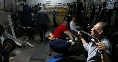 نادي الستين.. لاعبو كمال الأجسام الصينيون يعودون إلى صالة بكين الرياضية.. ألبوم صور