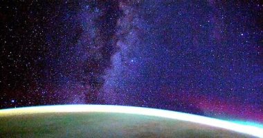 رائد فضاء يشارك مظهرا جديدا لمجرة درب التبانة من مركبة كرو دراجون