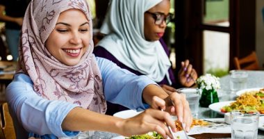 اعرف فوائد مضغ الطعام جيداً عند الإفطار فى رمضان