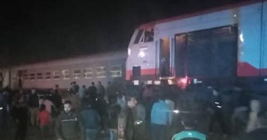 الدفع بـ23 سيارة إسعاف لموقع حادث خروج قطار عن القضبان بمنيا القمح