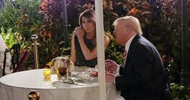 بعد أشهر من شائعات انفصالهما.. عشاء رومانسى يجمع دونالد ترامب وميلانيا.. صور