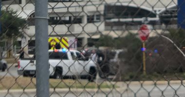 مقتل مسلح أطلق النار عشوائيا داخل مطار سان أنطونيو بولاية تكساس الامريكية