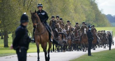 الحرس الملكى البريطانى يجرى بروفة نهائية لجنازة الأمير فيليب.. فيديو وصور