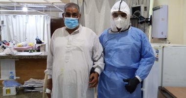 خروج 25 حالة تعافت من فيروس كورونا بمستشفى القرنة المركزى