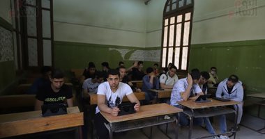 انتهاء اختبار الثانوية العامة التجريبى.. والطلاب يحددون المشكلات التقنية