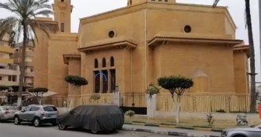 مسجد لطفي شبارة ببورسعيد.. هلاله يعانق صليب الكنيسة الكاتدرائية.. فيديو