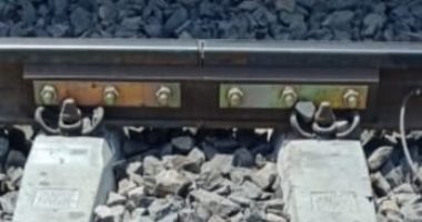 وزارة النقل: ربط قضبان السكة الحديد يتم باللحام وليس بوصلات خشبية