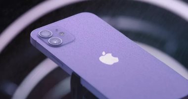 أبل تعلن عن لون جديد لهاتفى iPhone 12 وiPhone 12 mini
