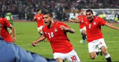 قصة هدف .. عماد متعب يسجل هدفا عالميا بمونديال الشباب أمام إنجلترا 