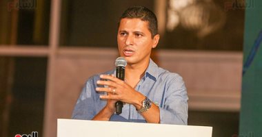 عمرو منسى يهنئ أبطال بطولة الجونة الدولية للاسكواش