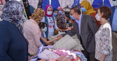محافظ الإسكندرية يطلق مبادرة لتجميع 15 ألف قطعة ملابس جديدة للأطفال بمناسبة عيد الفطر