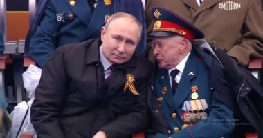 بوتين يكرم الجنود القدماء فى "يوم النصر": نحن مدينون لهم