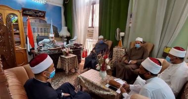 وكيل أوقاف الإسكندرية يجتمع مع مديرى الإدارات لضبط إجراءات صلاة العيد